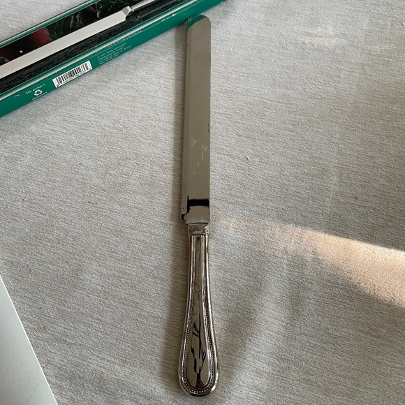 Towle Silver Plated Beaded Design Cake Knife - Picture 1 of 9